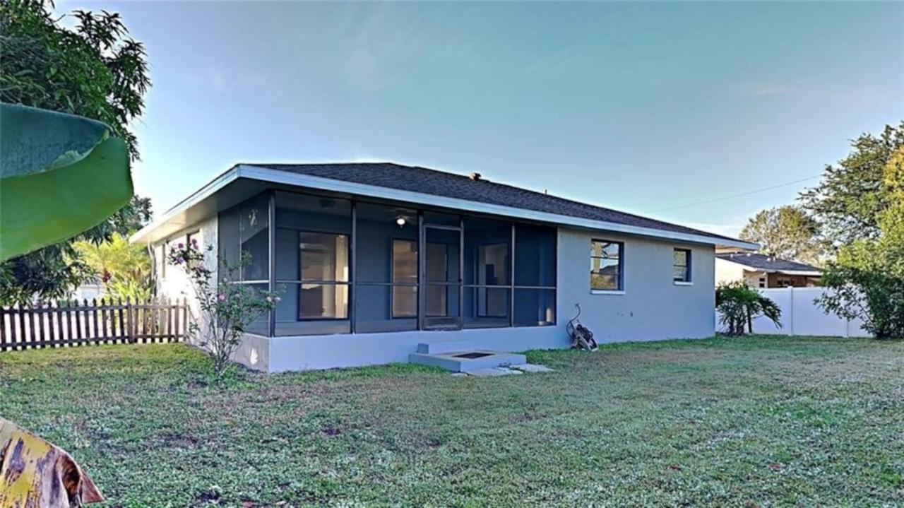 Shell Near The Sea, 2-Br Pet Friendly Home Venice Eksteriør billede
